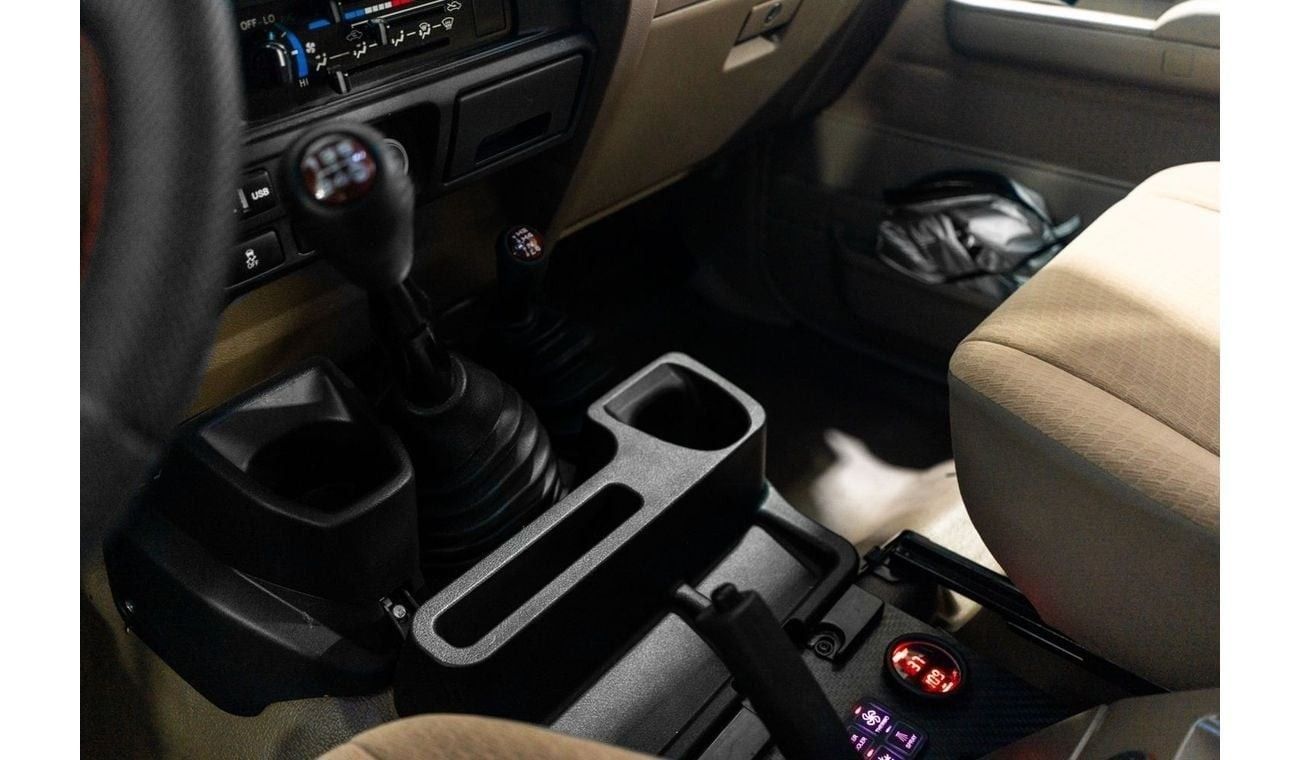 تويوتا لاند كروزر بيك آب Overland / Arctic Trucks Kit