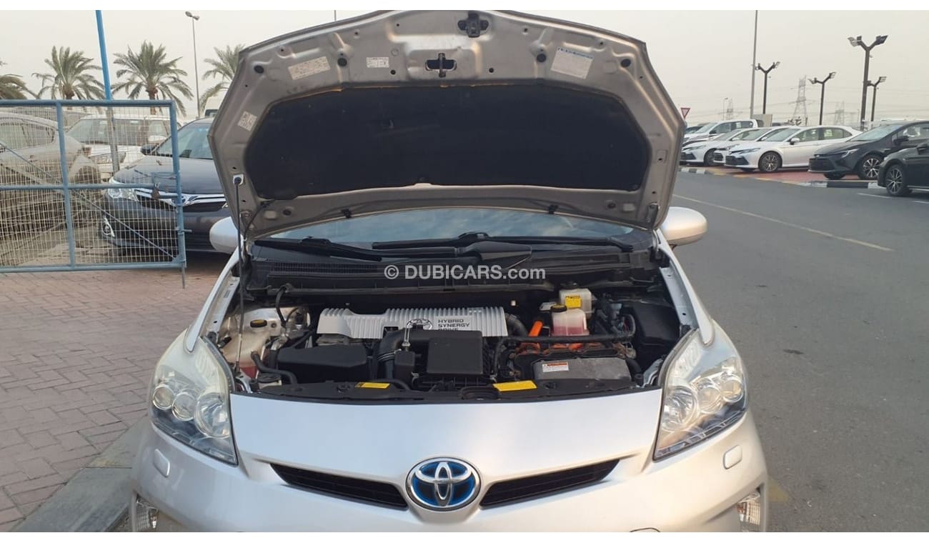 Toyota Prius+ Toyota Prius Plug-in Hybrid