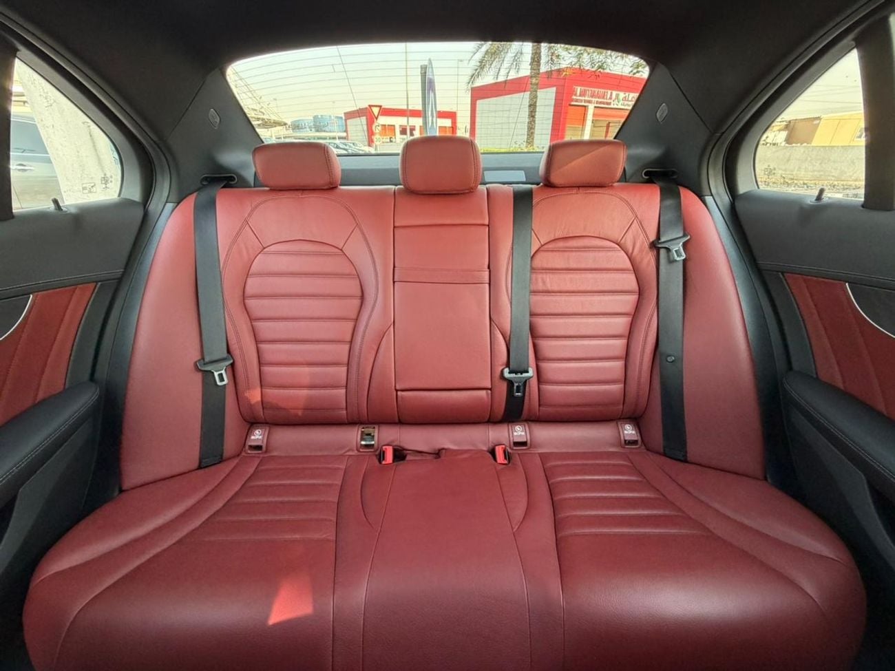 Mercedes Benz C200 AVANTGARDE