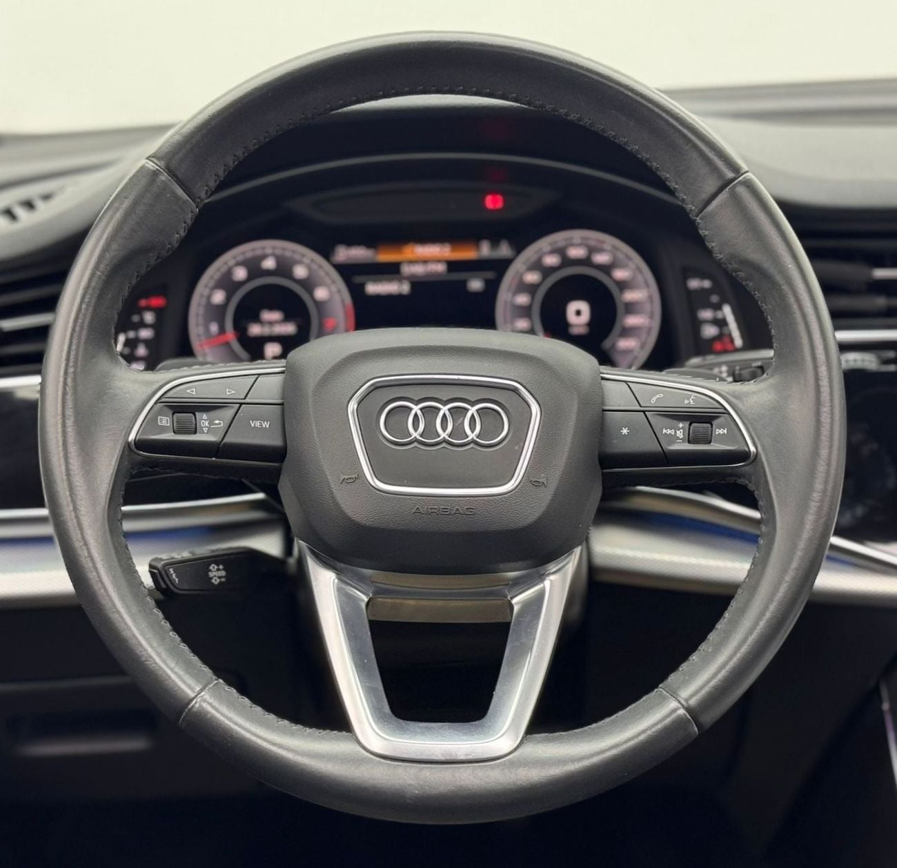 Audi Q8 55 TFSI quattro S-Line 3.0L (340 HP) 2020 Audi Q8 55TFSI S-Line, Audi Service History, 1 Year Warran