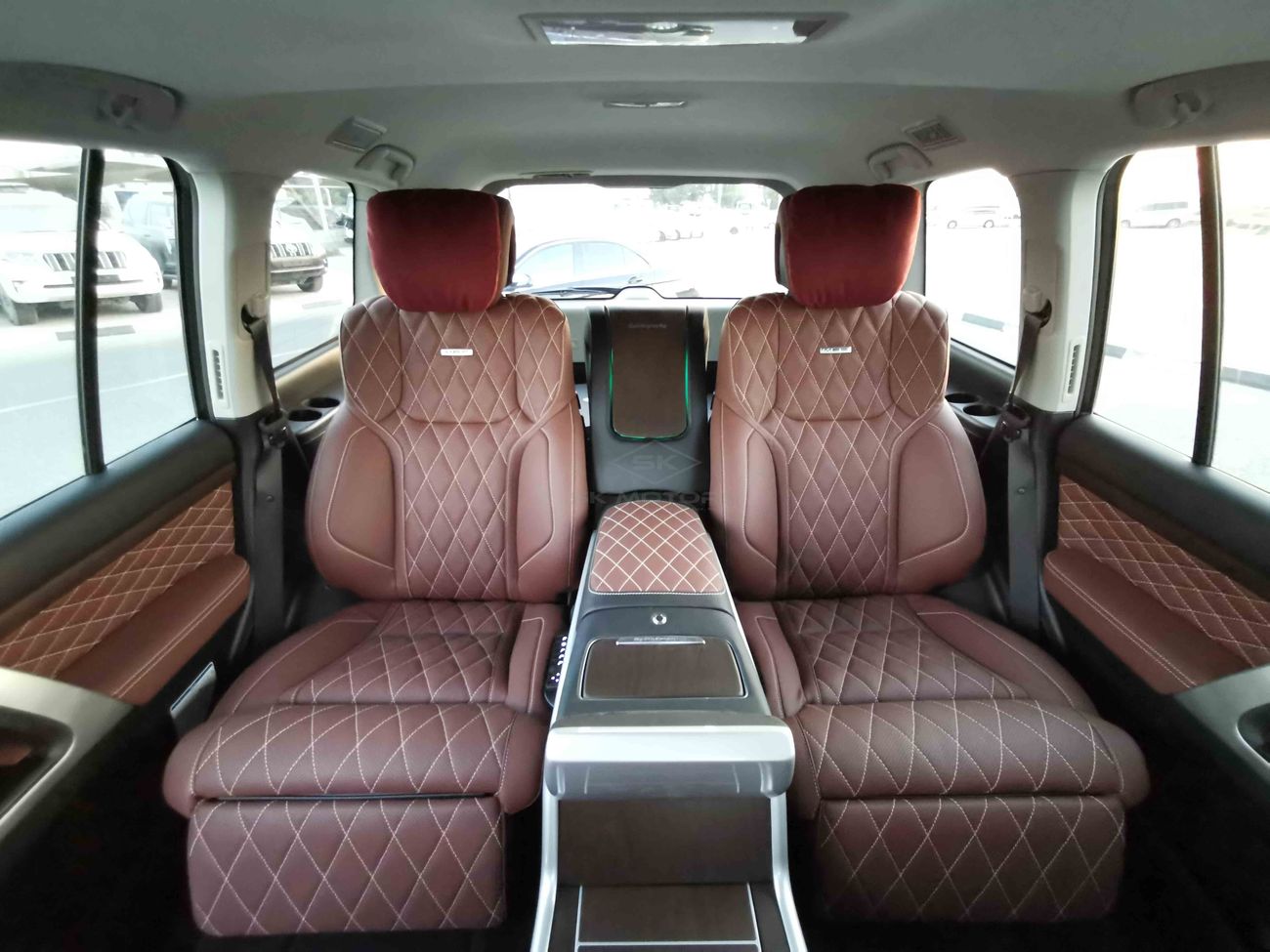 Toyota Land Cruiser 5.7L PETROL,20" ALLOY RIMS, BLACK EDITION WITH MBS KIT, MASSAGER SEATS, CRAWL CONTROL (CODE # VXR04)