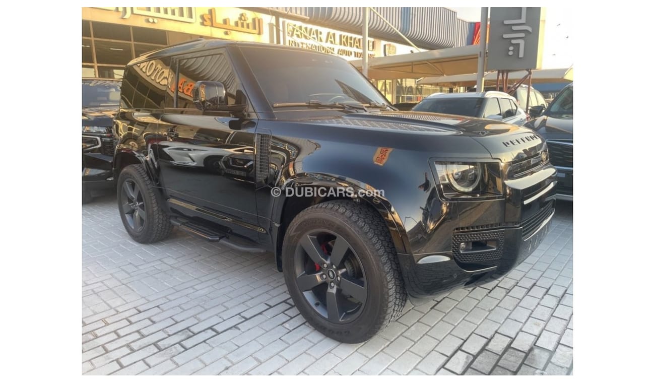 Land Rover Defender SE P300