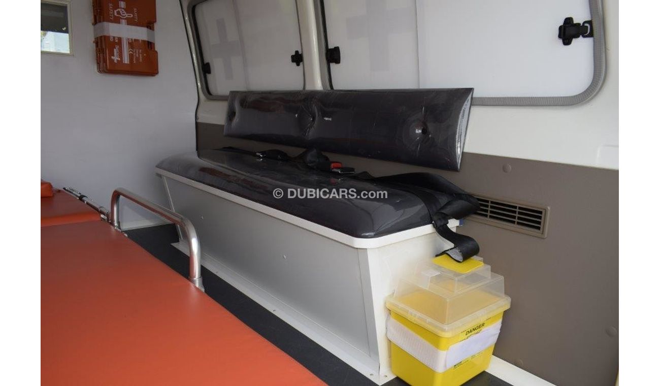 Toyota Land Cruiser 2017  MODEL NEW  LC 78 4.5L DIESEL AMBULANCE WAGON