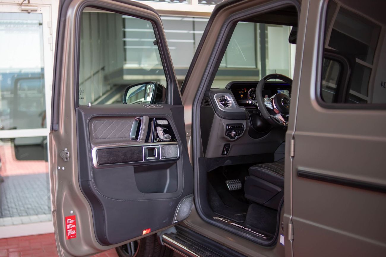 Mercedes-Benz G 63 AMG Std 4.0L