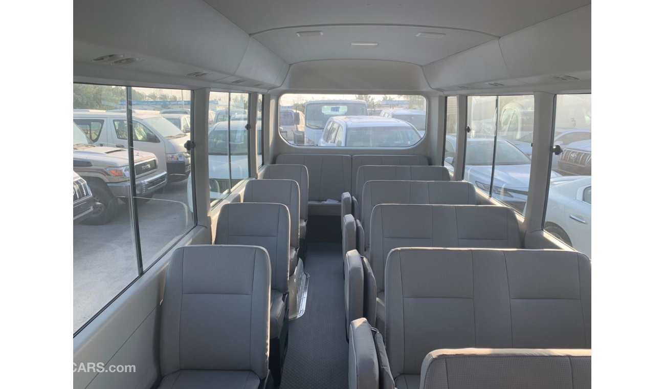 Toyota Coaster 30 SEATS