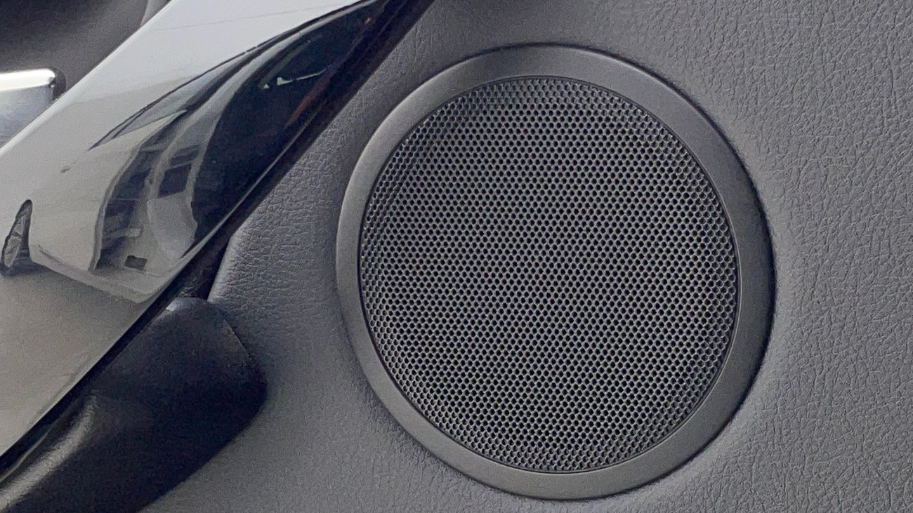 بي أم دبليو 318i EXCLUSIVE 1.5 | بدون دفعة مقدمة | اختبار قيادة مجاني للمنزل