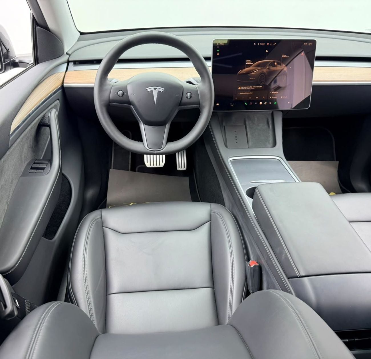 Tesla Model Y PERFORMANCE 2023 Tesla Model Y Performance, Warranty, Excellent Condition,  GCC Specs.