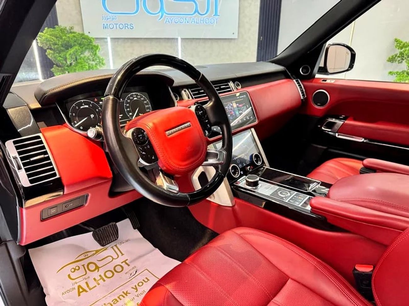 لاند روفر رينج روفر AUTOBIOGRAPHY SUPERCHARGED RR VOGUE V8 || FACELIFT || GCC || TOP RANGE || PANORAMIC ROOF