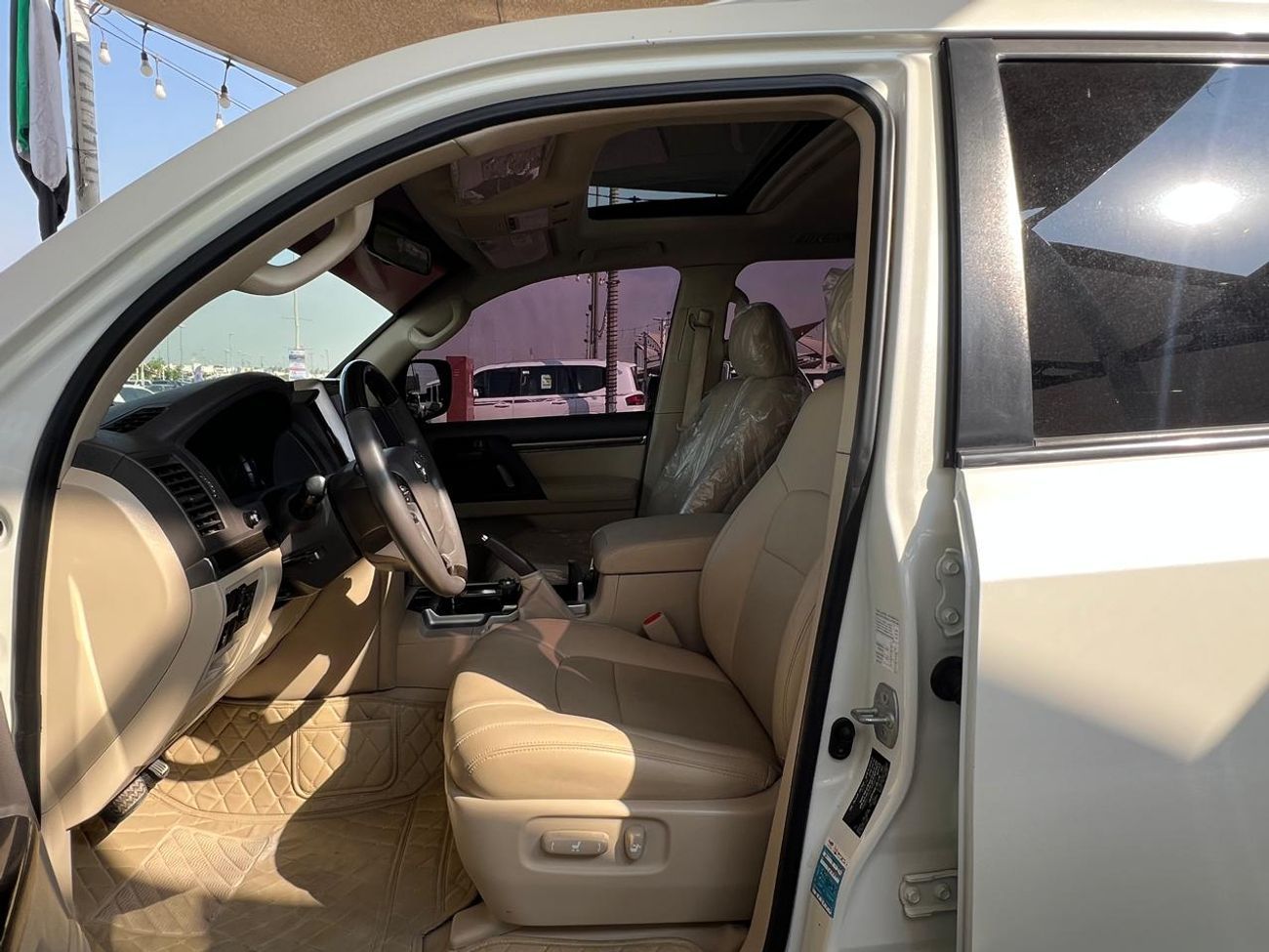 تويوتا لاند كروزر GXR 4.6L