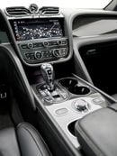 بنتلي بينتايجا Bentayga 4.0T 2021 Bentley Mulliner Blackline, Warranty, Full Bentley Service History, Fully Loaded,