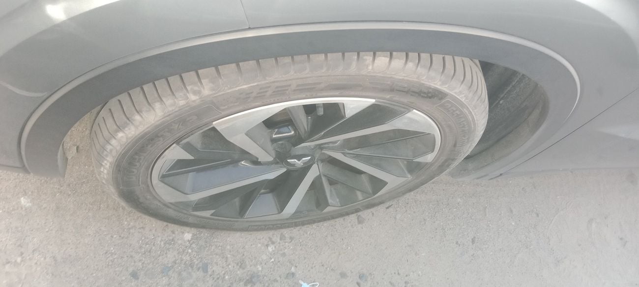 ميتسوبيشي آوتلاندر PREMIUM 2.5 | بدون دفعة مقدمة | اختبار القيادة في المنزل