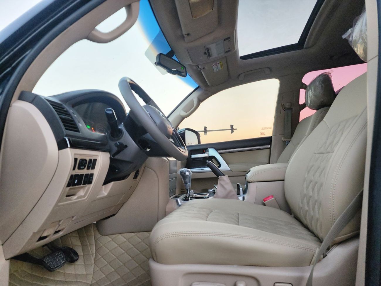 تويوتا لاند كروزر GX.R V8 upgrade 2024