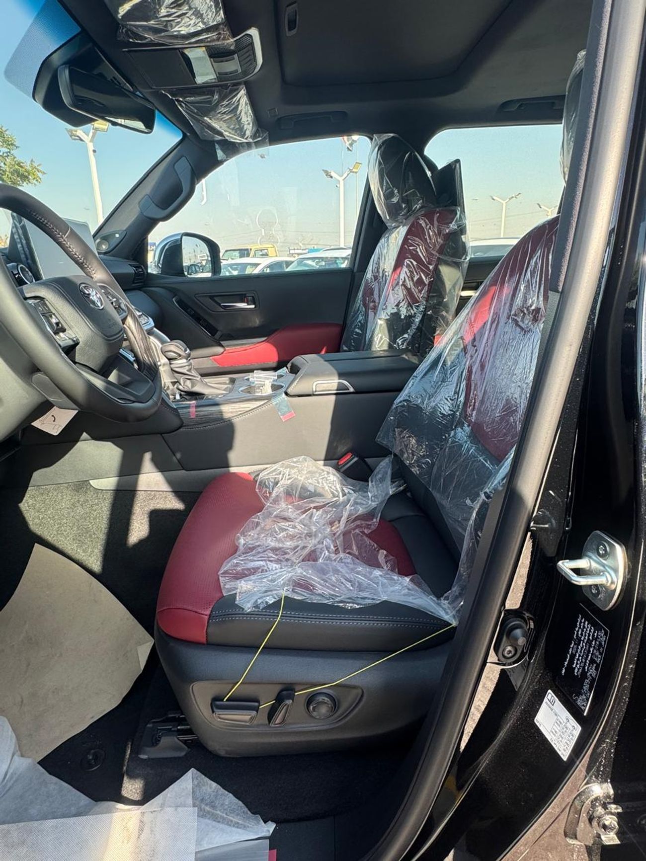 تويوتا لاند كروزر VXR 3.5L