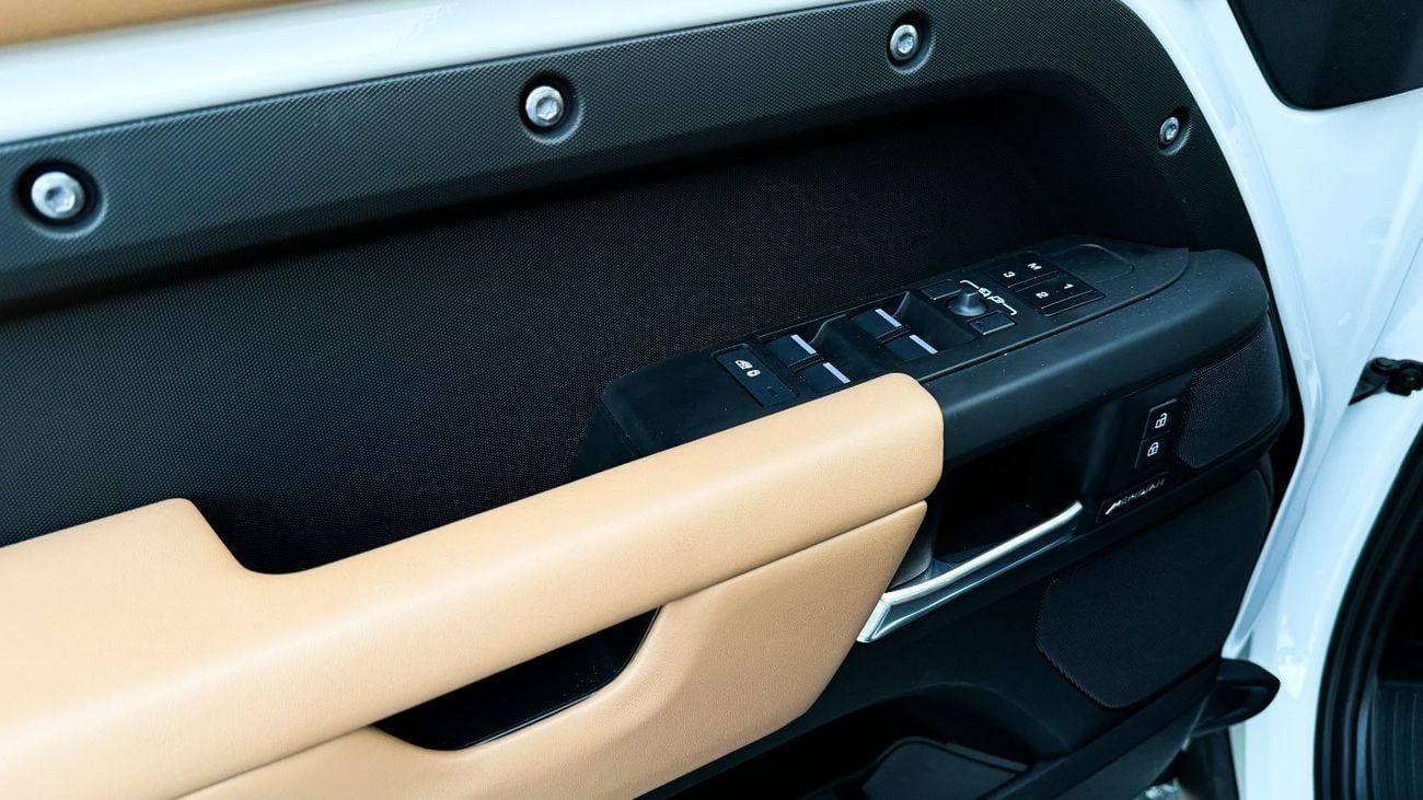 لاند روفر ديفندر P400 110 X-Dynamic HSE 3.0L (5 Seater) - Warranty & Service - 2025