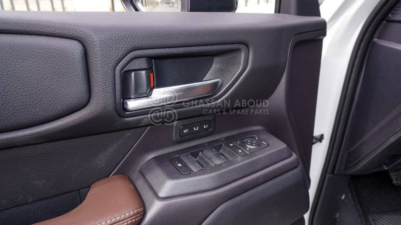 تويوتا برادو Adventure Mono Tone 2.4T