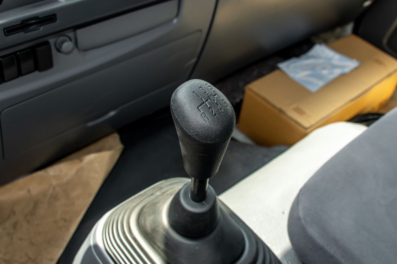 Isuzu FVR Isuzu FVR Pick truck