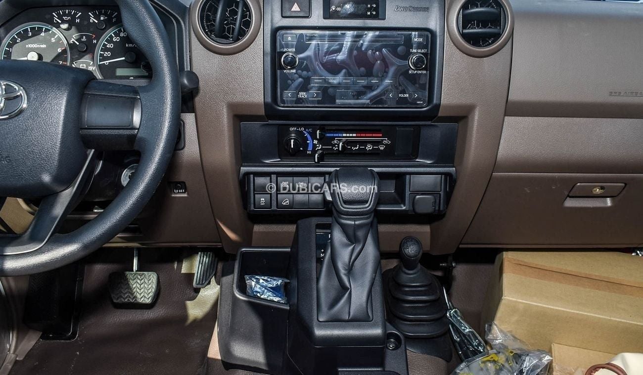تويوتا لاند كروزر بيك آب LC79 DC 4.0l Automatic Alloy Wheels 4WD 5 Seater Petrol