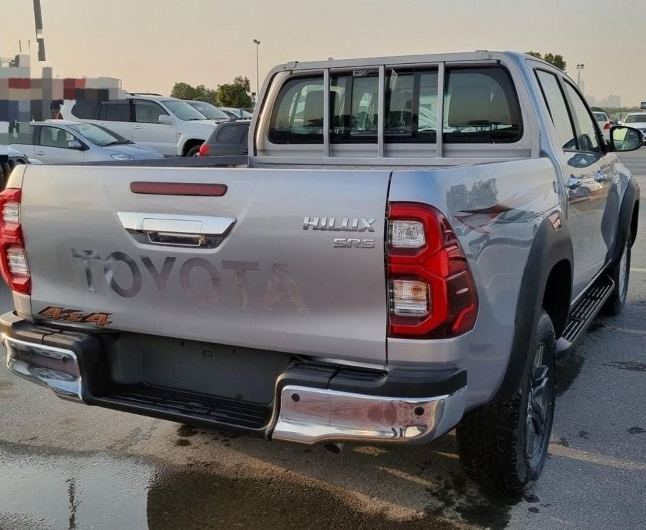 Toyota Hilux SGLX Toyota Hilux SR5 4.0L Petrol 2024