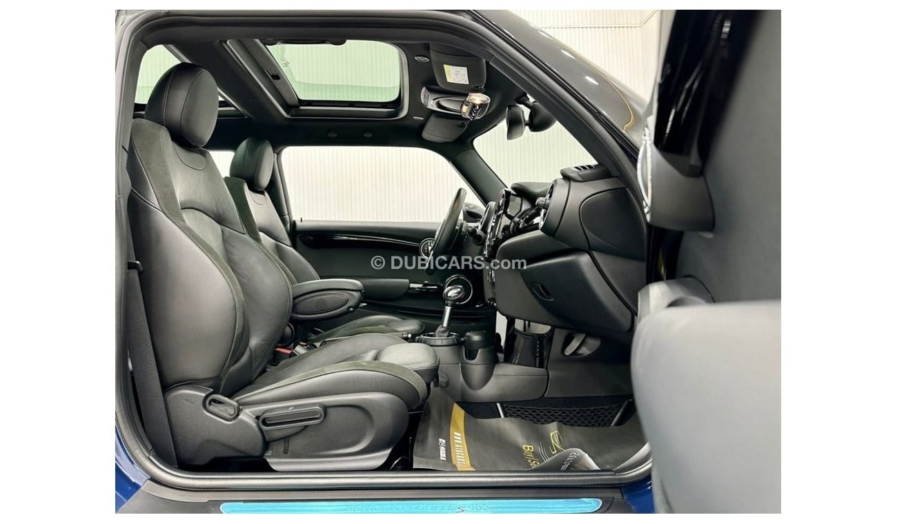 Mini Cooper S 2016 Mini Cooper S, Full BMW Service History, Warranty, Low Kms, GCC Specs