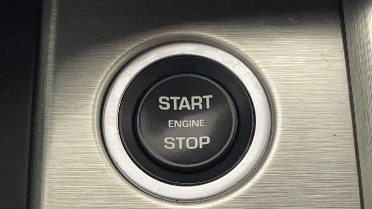 لاند روفر رانج روفر إيفوك SE 2 | بدون دفعة مقدمة | اختبار القيادة في المنزل