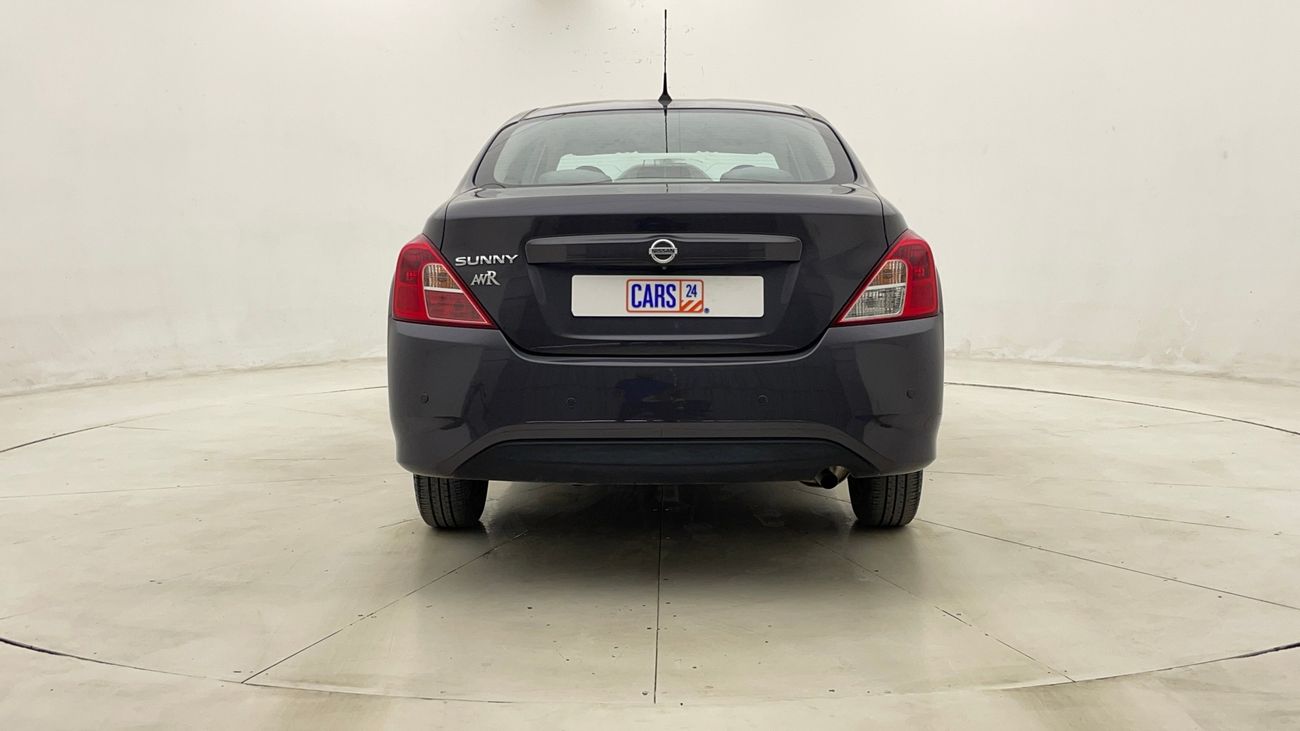 نيسان صني S 1.5 | بدون دفعة مقدمة | اختبار القيادة في المنزل