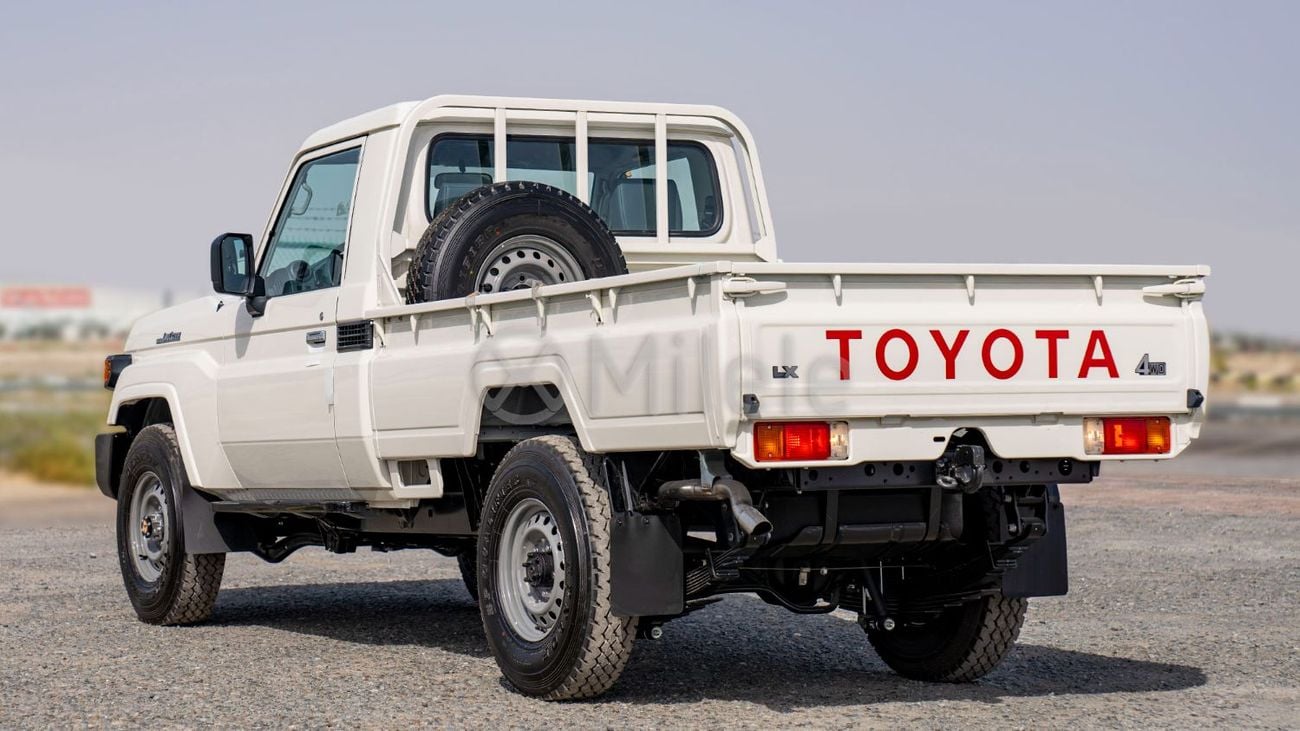 تويوتا Land Cruiser Pickup 70 LX