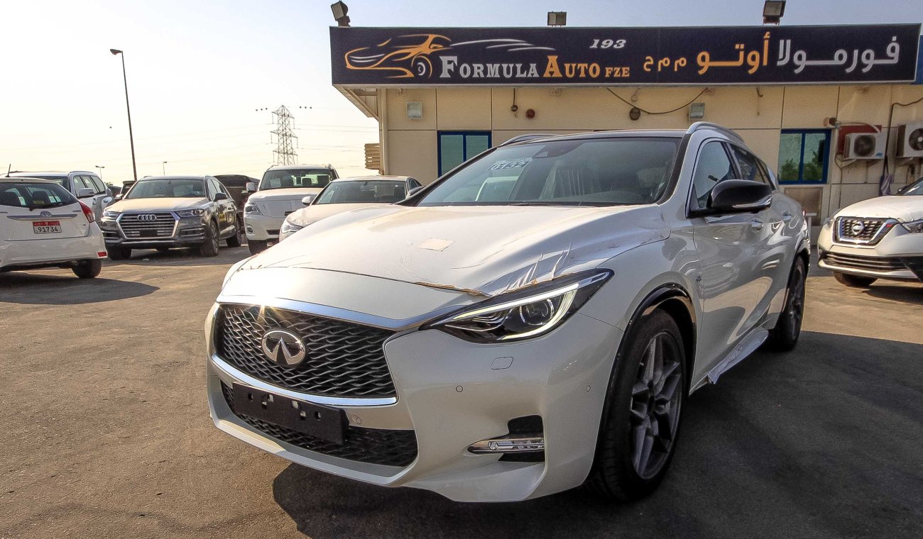 Infiniti QX30 S 2.0t AWD