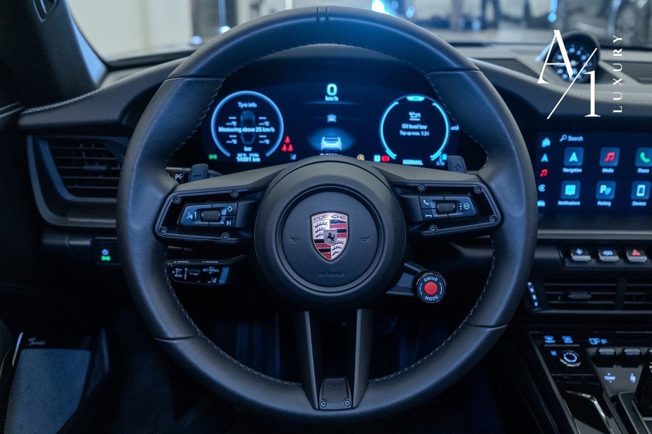 Porsche 911 Targa 4S 3.0L (444 HP) Convertible 2025 Porsche 911 Targa 4 GTS Convertible, Warranty in       Al Na