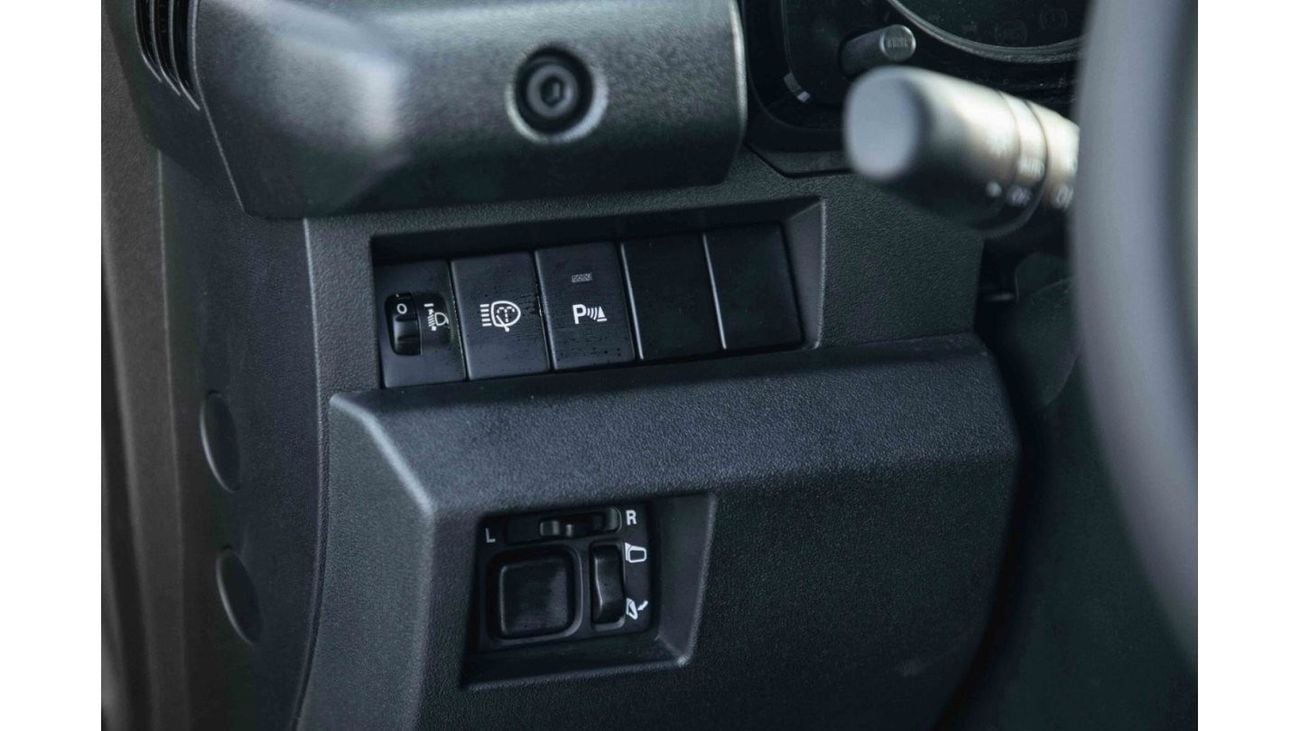 Suzuki Jimny 2024 Suzuki Jimny 1.5 GLX - Silky Silver Metallic inside Black | Export Only