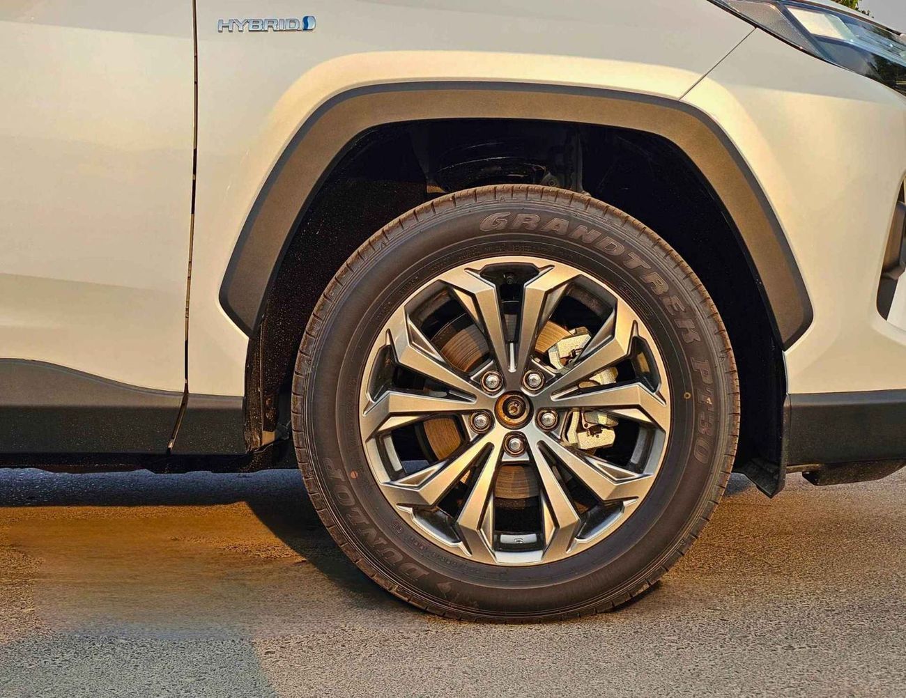 تويوتا راف ٤ ELITE/ HYBRID PLUS / PETROL AT 2.5L V4 / FULL OPTION/ CODE#RAV25HEPPF