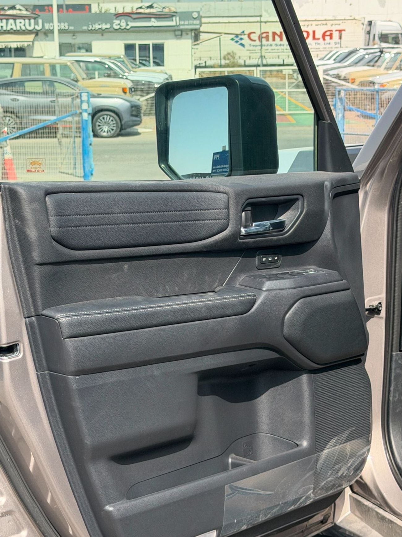 Toyota Prado VXR 7 SEATER FULL OPTION (EXPORT WEST AFRICA ONLY)