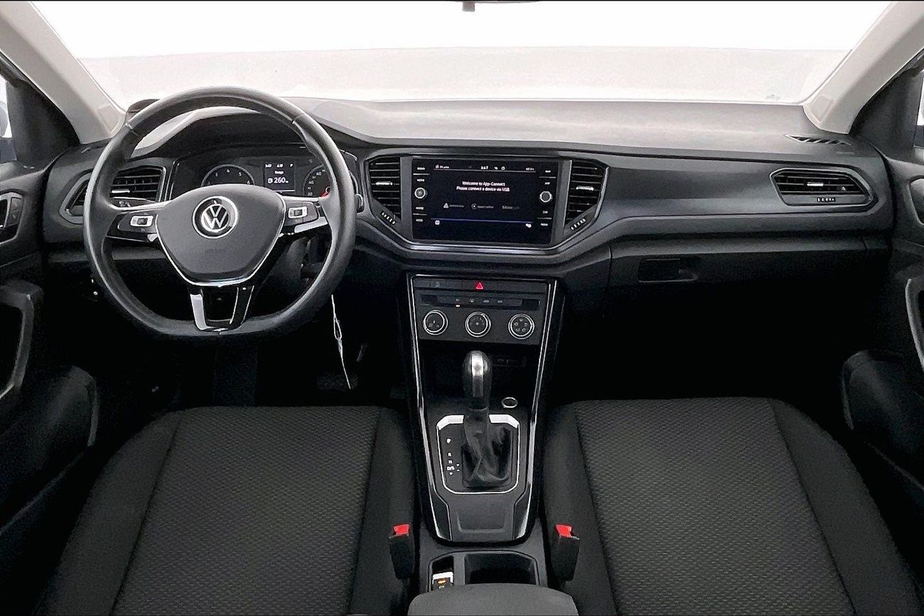 فولكس واجن T ROC Trend | ضمان مجاني لمدة عام | 0 دفعة أولى