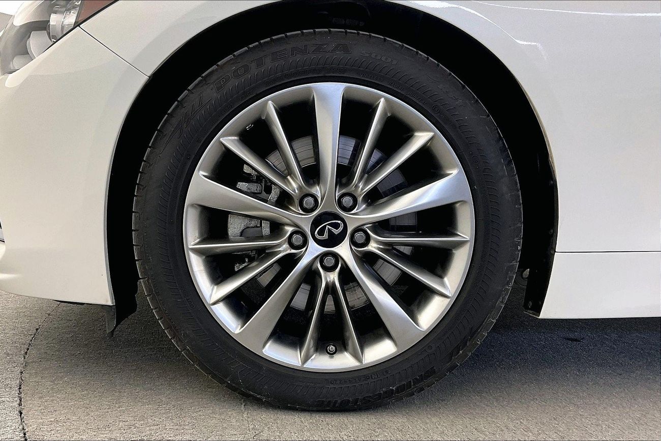 Infiniti Q50 Premium / Luxe | Guaranteed Warranty | 0 Down Payment