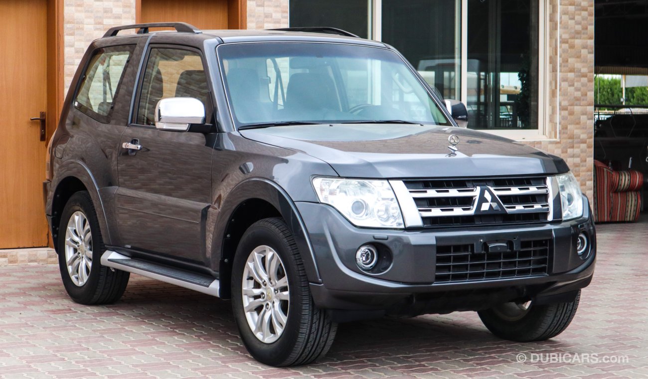 Mitsubishi Pajero M