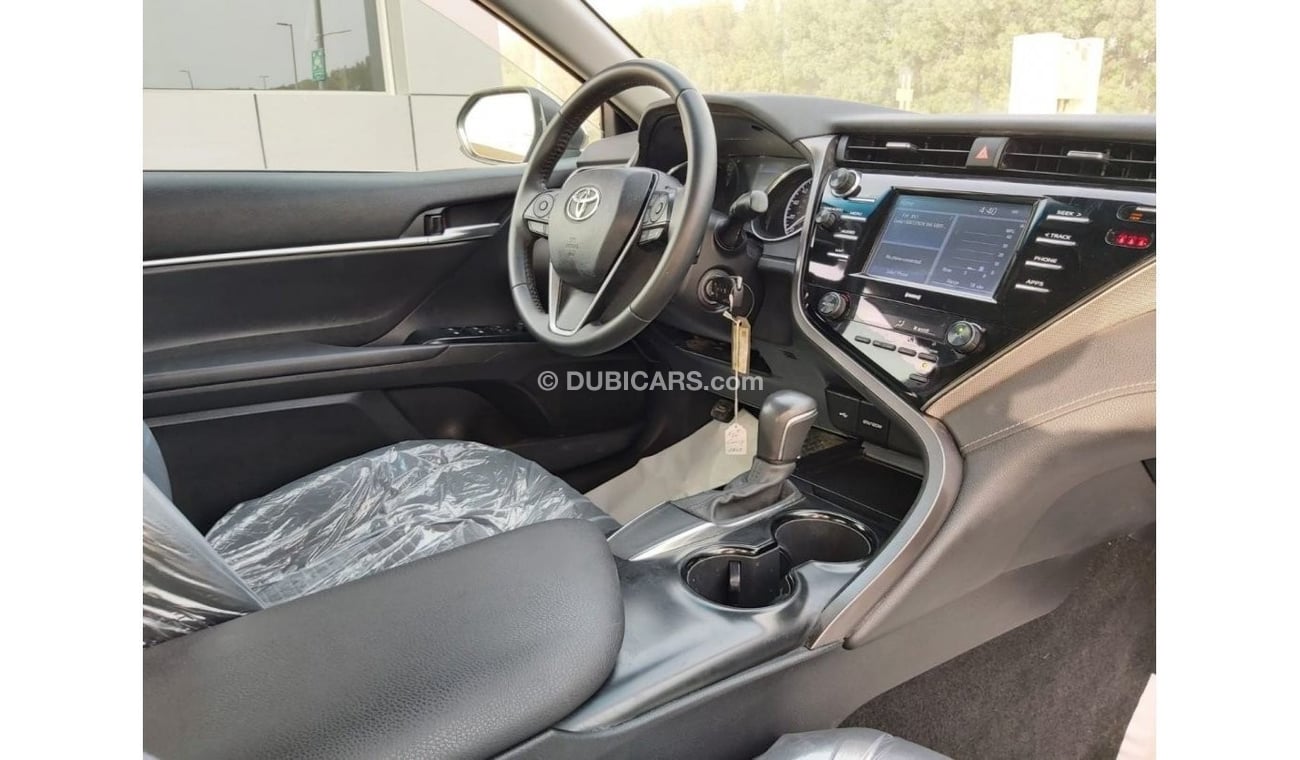 Toyota Camry SE SE SE SE 2020 Toyota Camry, Metallic Grey Color, Clean car