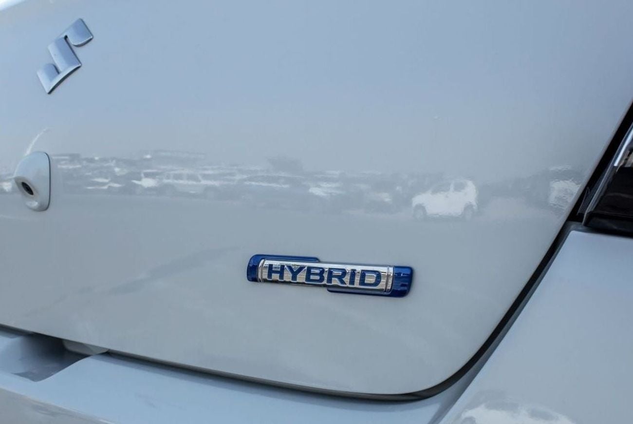 Suzuki Swift SUZUKI SWIFT HYBRID GCC GLX 2026