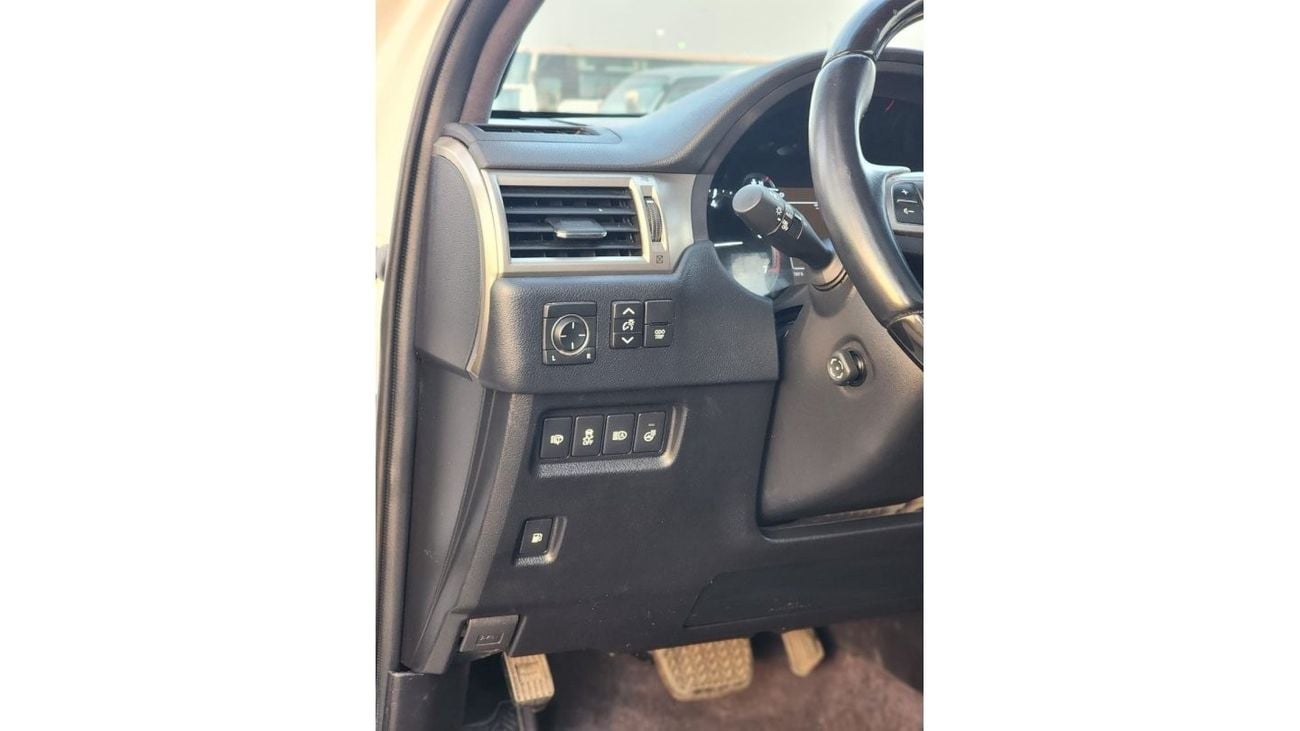 لكزس GX 460 بريمير