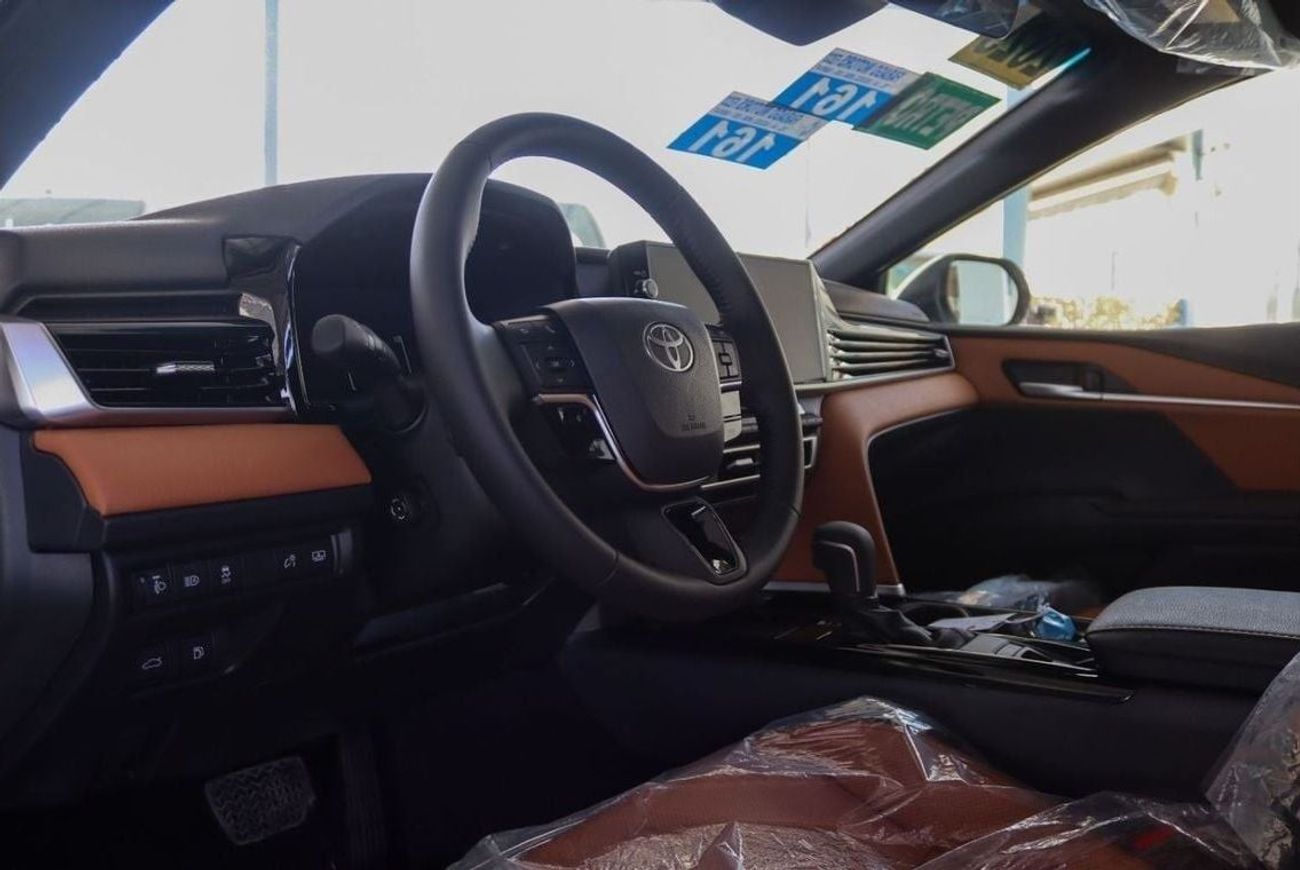 تويوتا كامري 2025 CAMRY GLE 2.5 PANORAMA - GCC MADE IN JAPAN **التصدير فقط خارج الخليج**EXPORT ONLY**