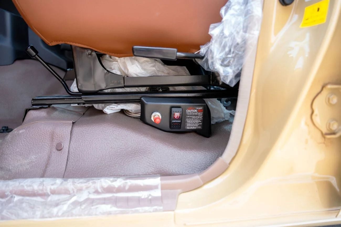 تويوتا لاند كروزر بيك آب 2025 Toyota Land Cruiser 79 DC 2.8L Diesel | Full option