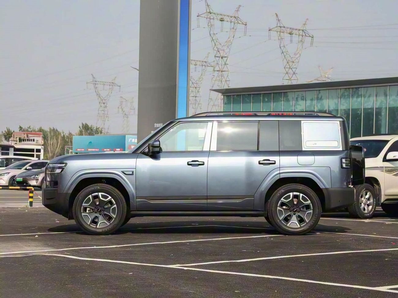 بي واي دي ليوبارد تيتانيوم 7 135KM DM-i 2WD PRO EDITION | 2025 | Coming Soon - for Pre-Booking min. 20% Downpayment