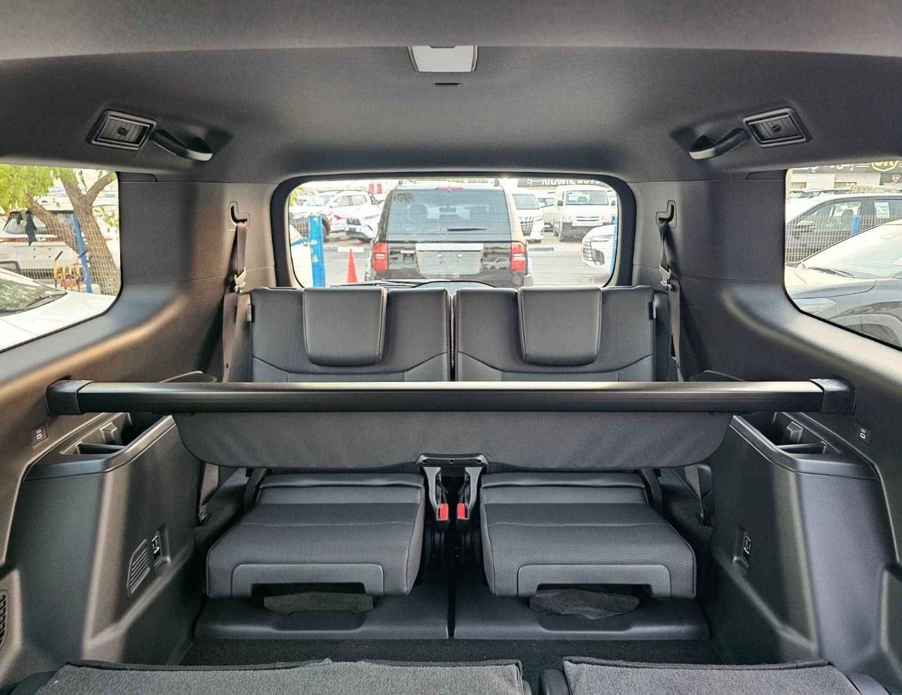 Toyota Prado ALL ROUNDER TURBO / 2.4L PETROL V4 / SUNROOF / DIFFLOCK / COOL BOX (CODE#PR24S1)