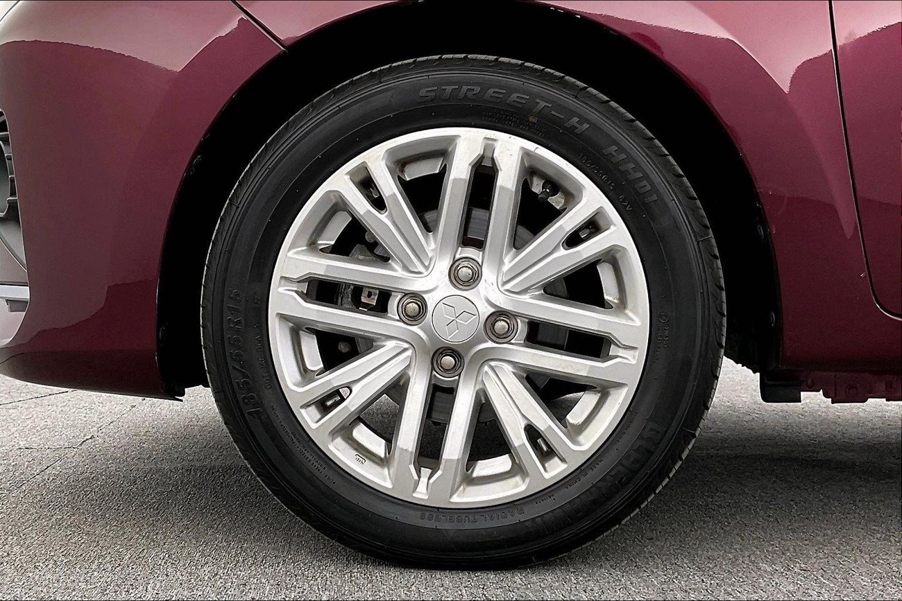 بي أم دبليو 318i Standard | ضمان مجاني لمدة عام | 0 دفعة أولى