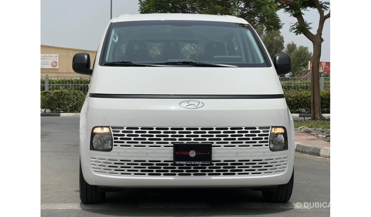 Hyundai Staria 2022 3.5L GCC (9 Seater) 0 Kilometer