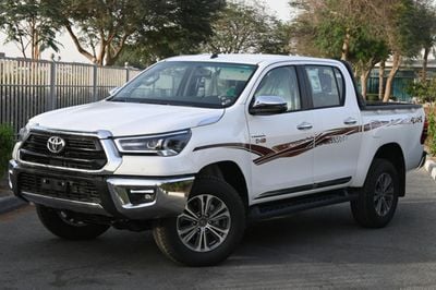 Toyota Hilux 2.4L DSL FULL OPTION SAUDI