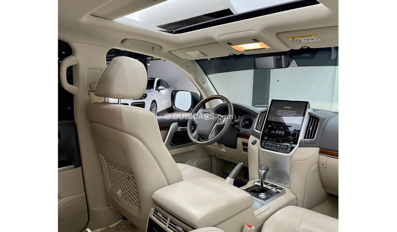 تويوتا لاند كروزر 2018 Toyota Land Cruiser GX-R, Service History, Warranty, GCC