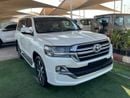 Toyota Land Cruiser VXR 5.7L AWD TOYOTA LAND CRUISER GRAND TOURING 2019 VXR 5.7L /V8