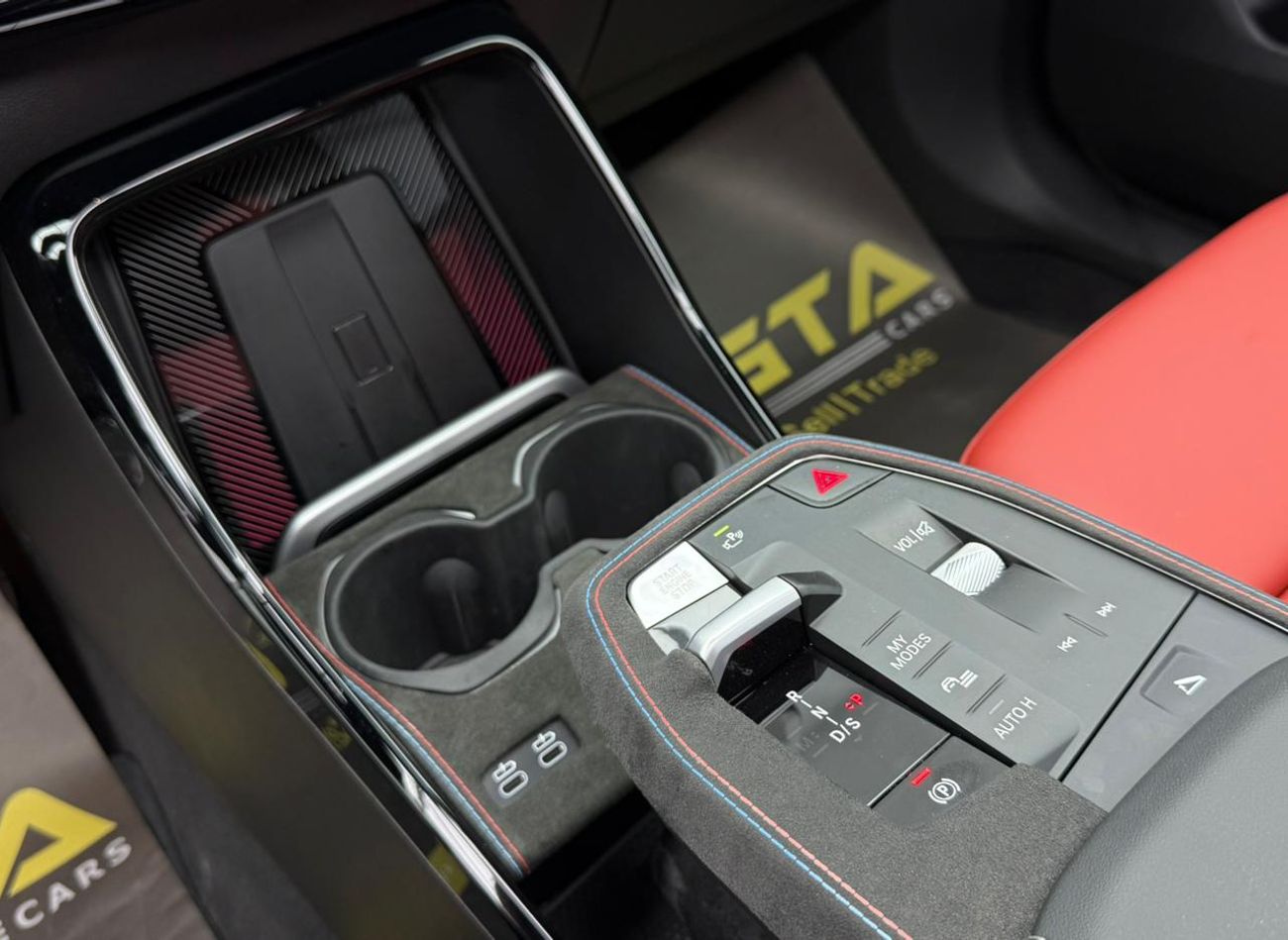 بي أم دبليو X1 2025 BMW X1 M35i, 2029 BMW Warranty + Service Pack, Full BMW Service History, Low Km, GCC