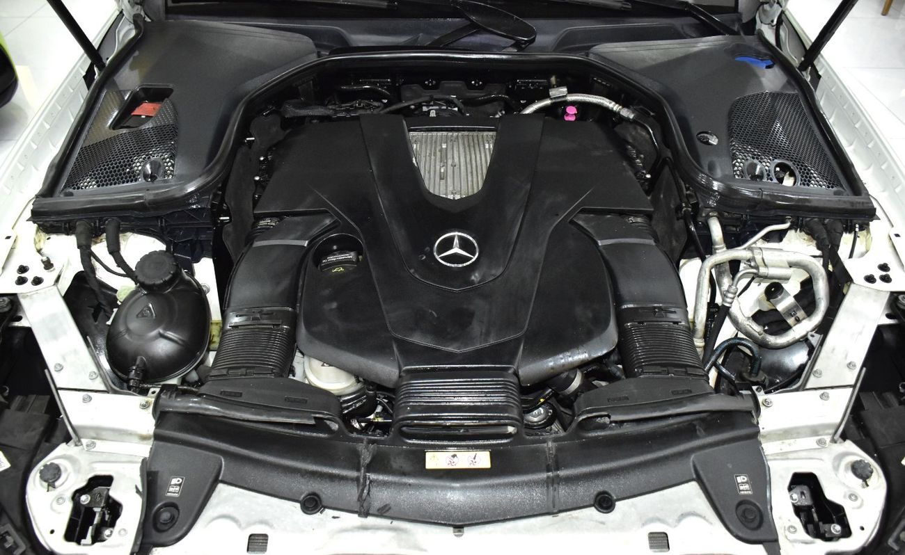 Mercedes-Benz E 400 EXCELLENT DEAL for our Mercedes Benz E400 4Matic ( 2017 Model ) in White Color GCC Specs