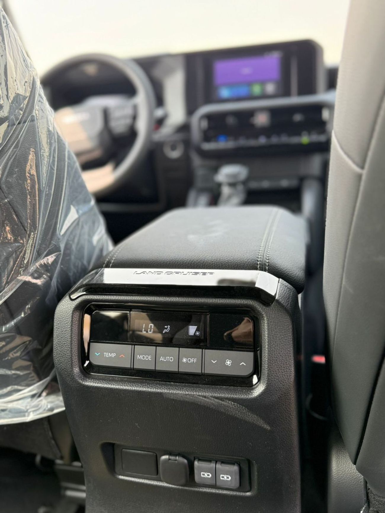 تويوتا برادو Toyota Prado 2.7L Petro engine LHD 8 seaters ,European specs export to Nigeria