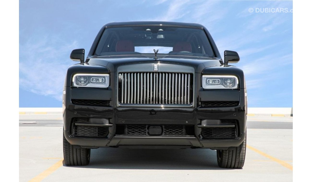 Rolls-Royce Cullinan 6.8L AWD with 4 Lounge Seats , Champagne Flutes, Panoramic sunroof and Starlit Headliner